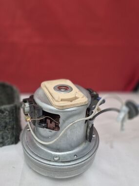 Shark NV355 NV356E NV357 NV358 SMALL 120V MOTOR ENGINE Genuine Part HX-70GB-95
